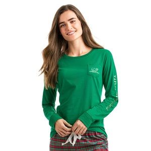 NWT Vineyard Vines forest green vintage gold tee